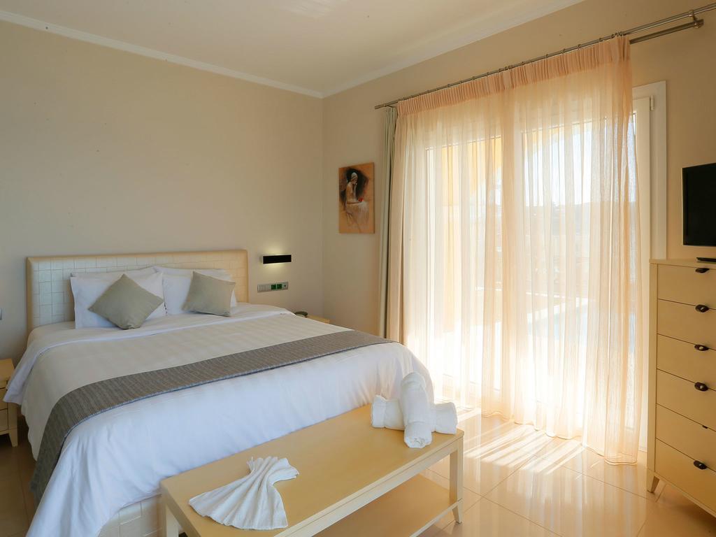 Pictures Suites Agios Stefanos Avliotes  Habitación foto